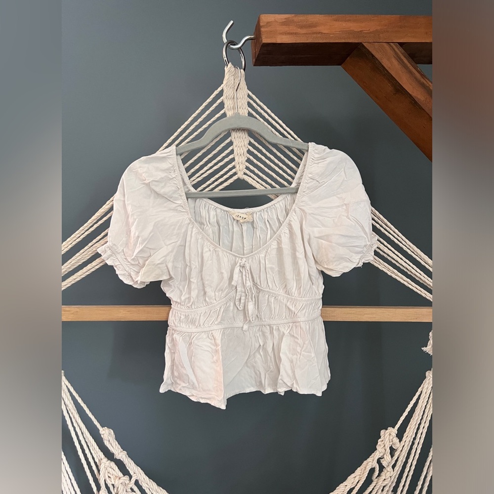 Aeropostale White Ruffle Top